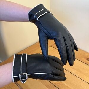 Perrin Collection Black Leather Gloves with White Trim Fleece Lined